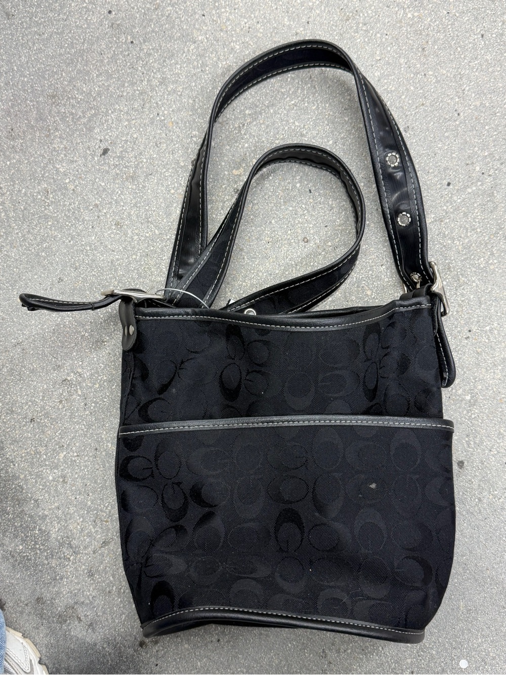 Vintage Coach Classic Black Women's Shoulder Bag